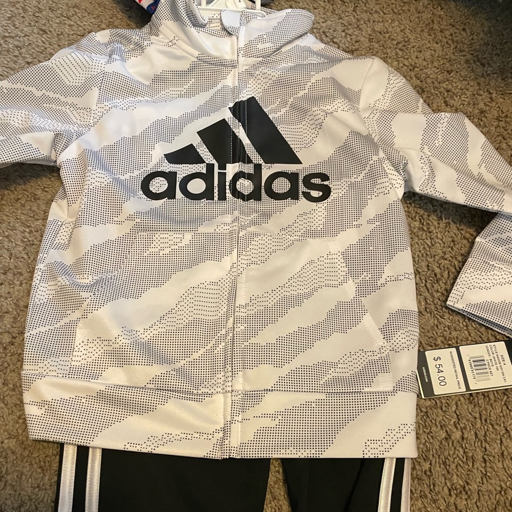 4T brand new
